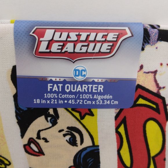 DC Comics JUSTICE LEAGUE Batgirl Supergirl Cotton Fabric Fat Quarter 18x22 Craft - Picture 2 of 4